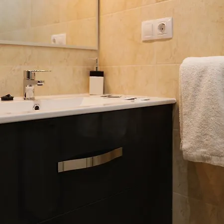 Dpcristal Apartman Sarria