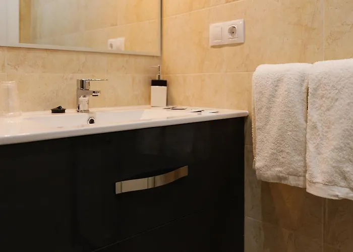 Dpcristal アパート サリア